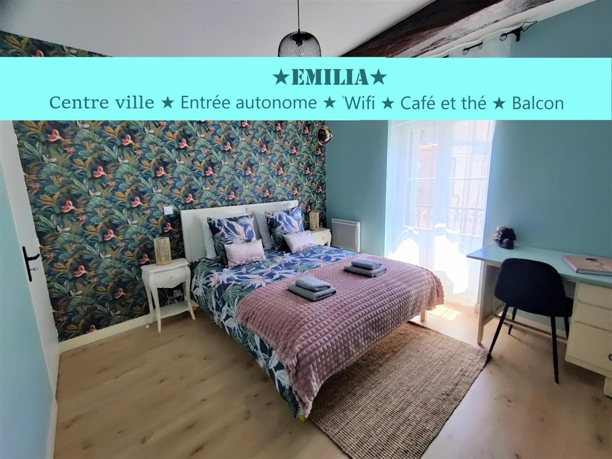Appartement Emilia Centre Ville วิเทร ภายนอก รูปภาพ